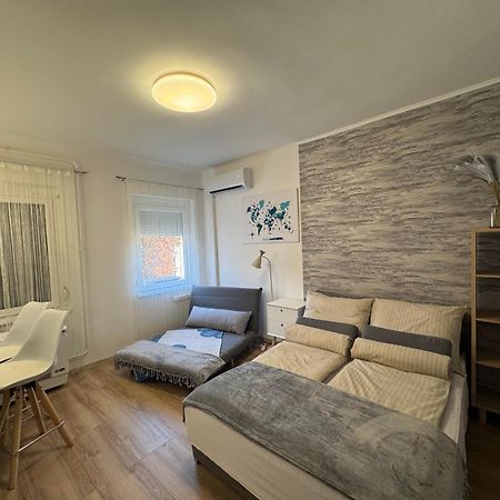 Szeged Sunshine Apartman Apartment Ngoại thất bức ảnh